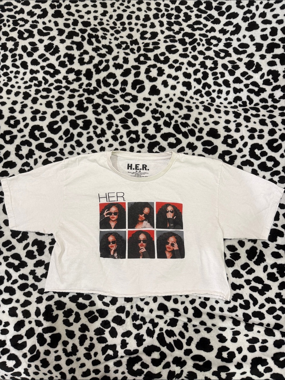 Women's White Graphic Crop Tee